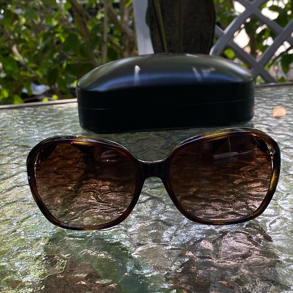 Coach Tortoise & Gold Logo Sunglasses - Picture 14 of 16